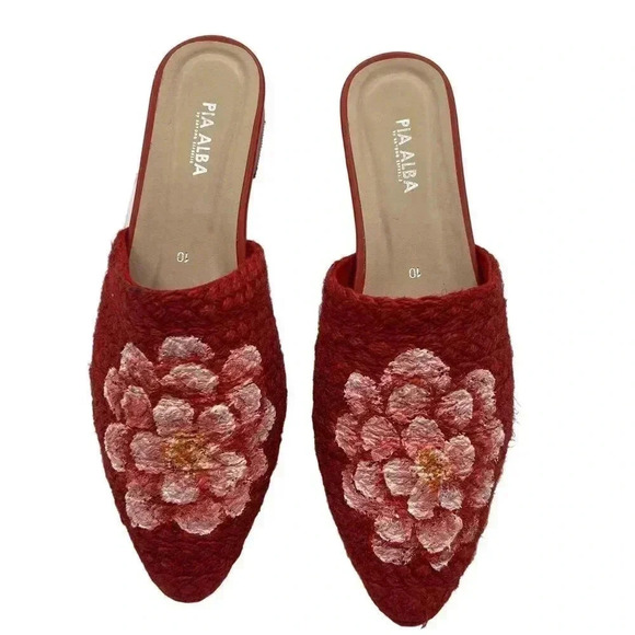 Pia Alba by Bayong Republic Red Macrame with a Floral painted Slip-On Mules 10 - Picture 1 of 10